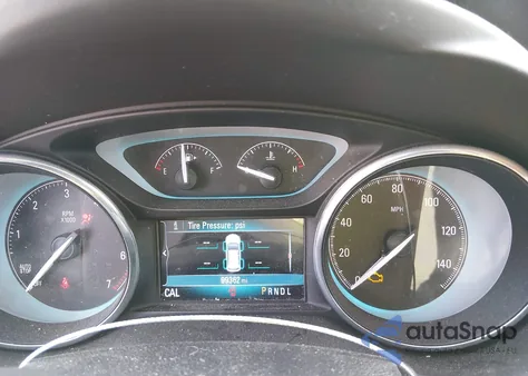 2017 Buick Envision Essence z USA, uszkodzony, nr VIN LRBFXBSA8HD045374